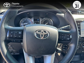 Photo 13 du bon plan TOYOTA Hilux VUL 2.4 D-4D X-Tra Cabine LÃ©gende 4WD BVA MC20 occasion à 42990 €