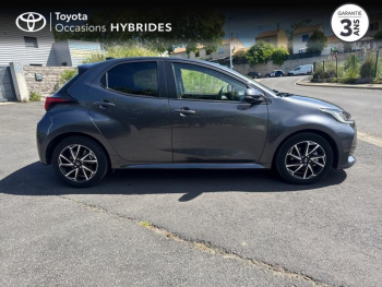Photo 17 du bon plan TOYOTA Yaris 116h Design 5p MY22 occasion à 20990 €