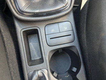 Photo 16 du bon plan FORD Fiesta 1.1 75ch Cool & Connect 5p occasion à 8900 €