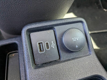 Photo 10 du bon plan FORD Grd Tourneo Connect 1.5 EcoBlue 120ch Stop&Start Active BVA occasion à 24990 €