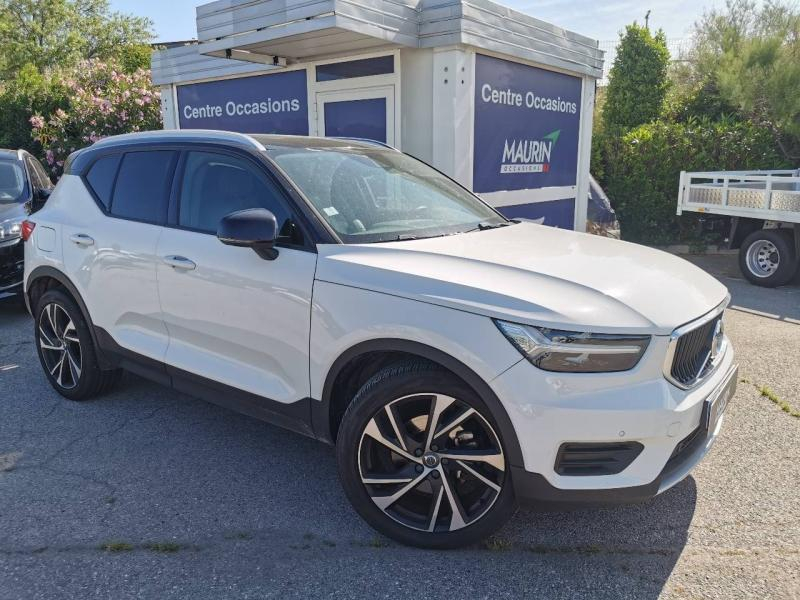 Bon plan VOLVO XC40 D4 AdBlue AWD 190ch Momentum Geartronic 8 occasion à 23980 €