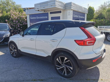 Photo 2 du bon plan VOLVO XC40 D4 AdBlue AWD 190ch Momentum Geartronic 8 occasion à 23980 €