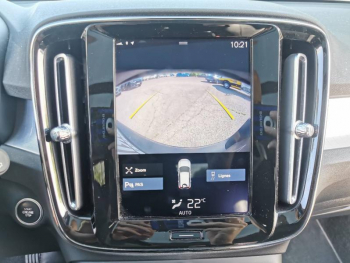 Photo 10 du bon plan VOLVO XC40 D4 AdBlue AWD 190ch Momentum Geartronic 8 occasion à 23980 €
