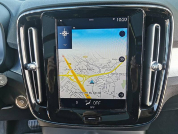 Photo 12 du bon plan VOLVO XC40 D4 AdBlue AWD 190ch Momentum Geartronic 8 occasion à 23980 €