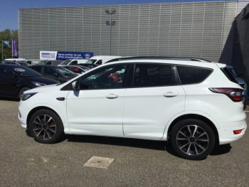 Photo 4 du bon plan FORD Kuga 2.0 TDCi 150ch Stop&Start ST-Line 4x2 occasion à 14990 €