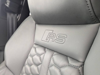 Photo 14 du bon plan AUDI RS3 Sportback 2.5 TFSI 400ch quattro S tronic 7 occasion à 73990 €