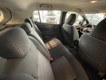 Photo 11 du bon plan NISSAN Leaf 150ch 40kWh Acenta 21.5 occasion à 13990 €