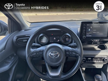 Photo 13 du bon plan TOYOTA Yaris 116h Design 5p MY22 occasion à 20990 €