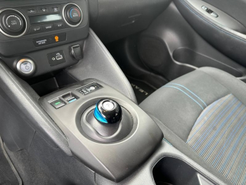 Photo 14 du bon plan NISSAN Leaf 150ch 40kWh N-Connecta 22 occasion à 15995 €