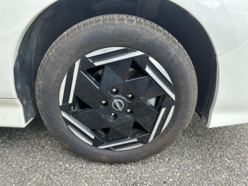 Photo 17 du bon plan NISSAN Leaf 150ch 40kWh N-Connecta 22 occasion à 15995 €