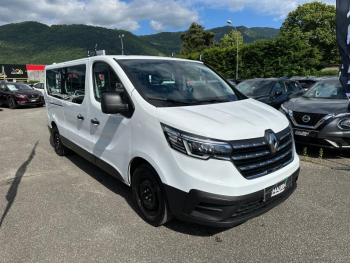 Photo 3 du bon plan RENAULT Trafic Combi L1 2.0 Blue dCi 150ch S&S Zen 8 places occasion à 27490 €