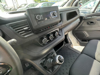 Photo 16 du bon plan RENAULT Trafic Combi L1 2.0 Blue dCi 150ch S&S Zen 8 places occasion à 27490 €