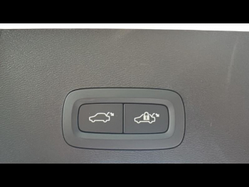 Photo 8 du bon plan VOLVO XC40 B3 163ch Ultra DCT 7 occasion à 45990 €