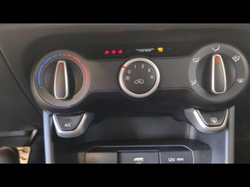 Photo 19 du bon plan KIA Picanto 1.2 DPi 84ch X-Line BVMA5 occasion à 17990 €