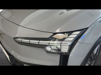 Photo 3 du bon plan VOLVO EX30 Single 272ch Plus occasion à 34900 €