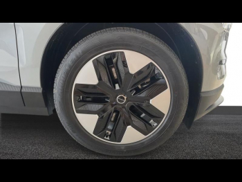 Photo 15 du bon plan VOLVO EX30 Single 272ch Plus occasion à 34900 €