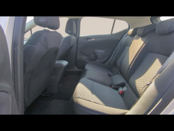 Photo 11 du bon plan OPEL Astra 1.6 CDTI 95ch Business Edition occasion à 9290 €