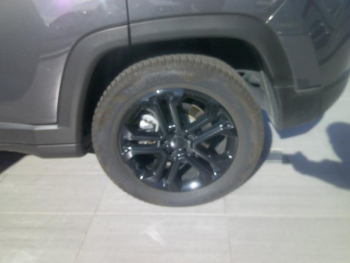 Photo 23 du bon plan JEEP Compass 1.3 Turbo T4 190ch PHEV 4xe Night Eagle AT6 eAWD occasion à 29900 €