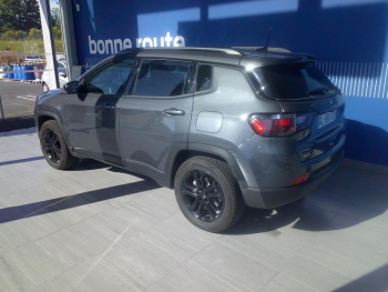Photo 24 du bon plan JEEP Compass 1.3 Turbo T4 190ch PHEV 4xe Night Eagle AT6 eAWD occasion à 29900 €