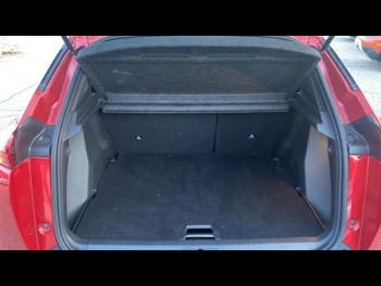 Photo 12 du bon plan PEUGEOT 2008 1.2 PureTech 130ch S&S Allure EAT8 7cv occasion à 14990 €