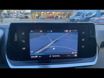 Photo 18 du bon plan PEUGEOT 2008 1.2 PureTech 130ch S&S Allure EAT8 7cv occasion à 14990 €