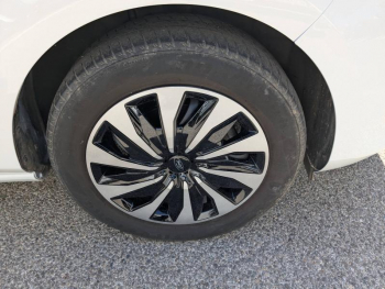 Photo 23 du bon plan FORD Fiesta 1.0 Flexifuel 95ch Titanium Business 5p occasion à 15700 €