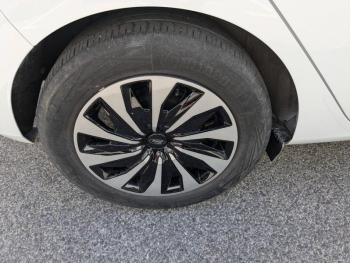 Photo 24 du bon plan FORD Fiesta 1.0 Flexifuel 95ch Titanium Business 5p occasion à 15700 €