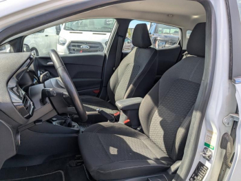Photo 16 du bon plan FORD Fiesta 1.0 Flexifuel 95ch Titanium Business 5p occasion à 14400 €