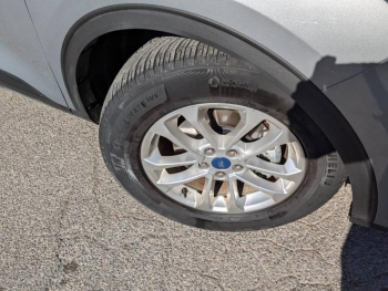 Photo 4 du bon plan FORD Kuga 2.5 Duratec 190ch FHEV E85 Titanium BVA occasion à 24900 €
