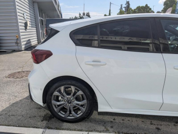 Photo 6 du bon plan FORD Focus 1.0 Flexifuel mHEV 125ch ST-Line X occasion à 26747 €