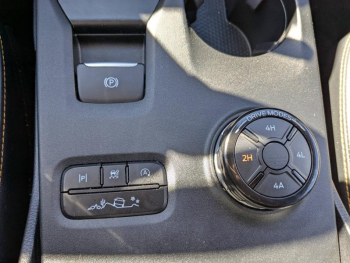 Photo 24 du bon plan FORD Ranger VUL 2.0 EcoBlue 205ch Stop&Start Double Cabine Wildtrak e-4WD BVA10 sans malus occasion à 59762 €
