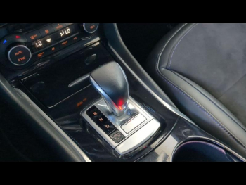 Photo 11 du bon plan INFINITI Q30 1.6t 156ch Sport DCT7 occasion à 17900 €