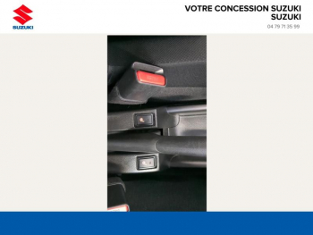 Photo 20 du bon plan SUZUKI Swift 1.2 Dualjet Hybrid 83ch PrivilÃ¨ge occasion à 15990 €