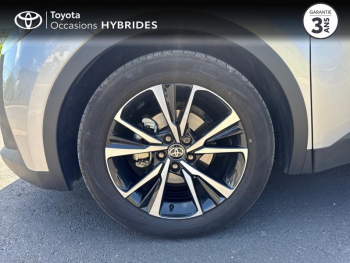 Photo 16 du bon plan TOYOTA C-HR 1.8 140ch Design NG23 occasion à 31490 €
