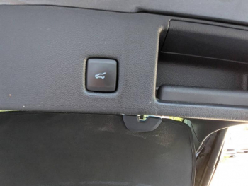 Photo 32 du bon plan FORD Kuga 2.5 Duratec 190ch FHEV Vignale BVA i-AWD occasion à 29990 €