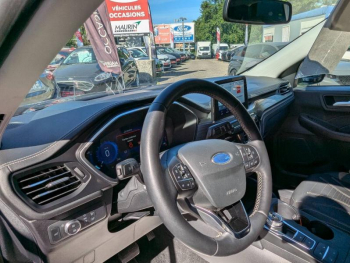 Photo 33 du bon plan FORD Kuga 2.5 Duratec 190ch FHEV Vignale BVA i-AWD occasion à 29990 €