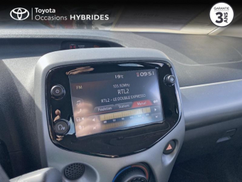 Photo 15 du bon plan TOYOTA Aygo 1.0 VVT-i 72ch x-play 5p MY20 occasion à 10990 €