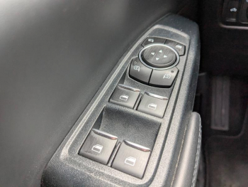 Photo 19 du bon plan FORD Ranger VUL 3.0 EcoBoost V6 292ch Stop&Start Double Cabine Raptor BVA10 occasion à 67422 €