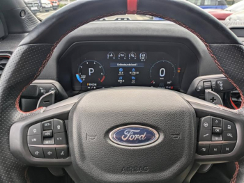 Photo 21 du bon plan FORD Ranger VUL 3.0 EcoBoost V6 292ch Stop&Start Double Cabine Raptor BVA10 occasion à 67422 €