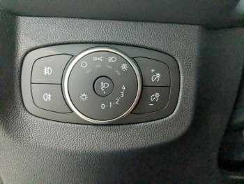Photo 15 du bon plan FORD Tourneo Courier 1.0 EcoBoost 125ch S&S Active occasion à 26953 €
