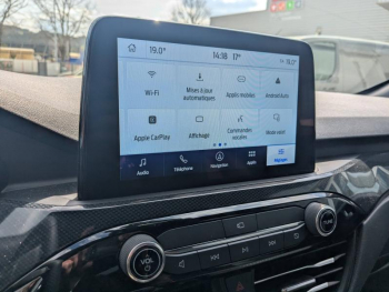 Photo 24 du bon plan FORD Kuga 2.5 Duratec 225ch PHEV ST-Line Business BVA occasion à 35712 €