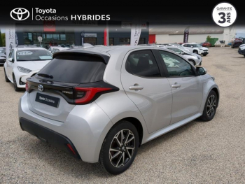 Photo 17 du bon plan TOYOTA Yaris 116h Design 5p MY21 occasion à 17990 €
