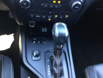 Photo 15 du bon plan FORD Ranger VUL 2.0 TDCi 213ch Super Cab Wildtrak occasion à 30900 €