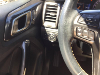 Photo 18 du bon plan FORD Ranger VUL 2.0 TDCi 213ch Super Cab Wildtrak occasion à 30900 €