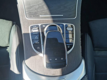 Photo 17 du bon plan MERCEDES-BENZ Classe C Coupé 220 d 194ch AMG Line 9G-Tronic occasion à 40990 €