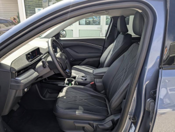 Photo 17 du bon plan FORD Mustang Mach-E 294ch Extended Range 99kWh 7cv occasion à 34536 €