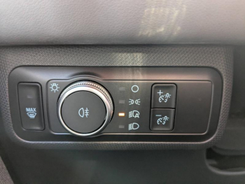 Photo 19 du bon plan FORD Mustang Mach-E 294ch Extended Range 99kWh 7cv occasion à 34536 €