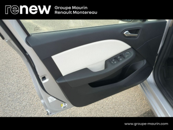 Photo 19 du bon plan RENAULT Clio 1.0 TCe 90ch Techno occasion à 16990 €