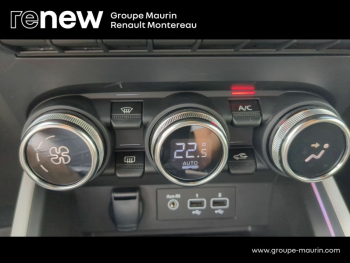Photo 26 du bon plan RENAULT Clio 1.0 TCe 90ch Techno occasion à 16990 €