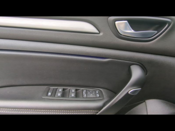 Photo 17 du bon plan RENAULT Megane 1.5 dCi 110ch energy Intens EDC occasion à 13290 €